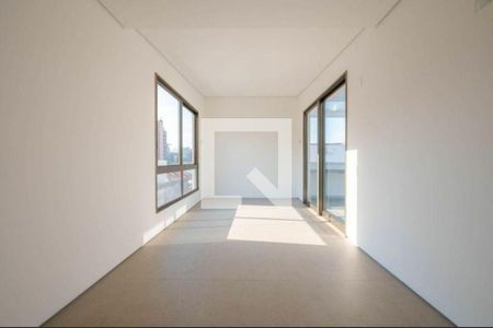 Casa à venda com 3 quartos, 420m² em Vila Nova Conceição, São Paulo