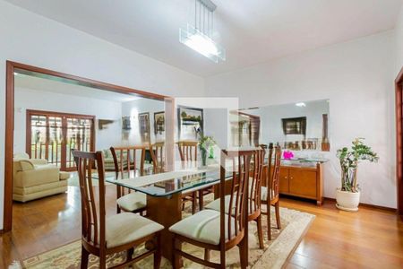 Casa à venda com 4 quartos, 355m² em Aclimação, São Paulo