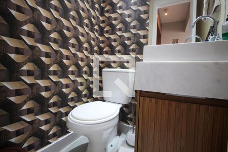 Lavabo de apartamento para alugar com 3 quartos, 129m² em Vila Suzana, São Paulo