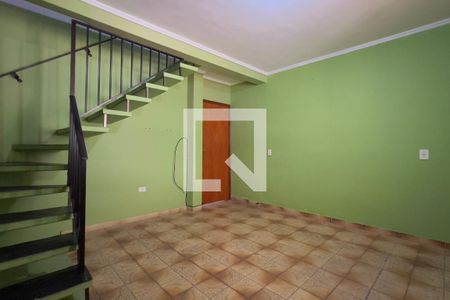 Sala de casa para alugar com 3 quartos, 268m² em Vila Antonieta, Guarulhos