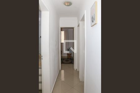 Corredor de apartamento à venda com 3 quartos, 70m² em Lapa, São Paulo