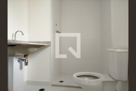 Banheiro 1 - suíte 1 de apartamento à venda com 2 quartos, 80m² em Vila Zilda, São Paulo