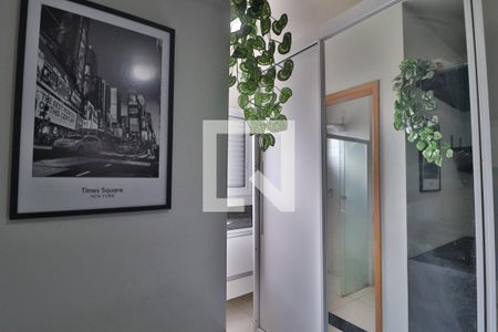 Suíte de apartamento para alugar com 1 quarto, 45m² em Presidente Roosevelt, Uberlândia