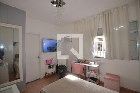 Suíte de apartamento para alugar com 2 quartos, 60m² em Ramos, Rio de Janeiro