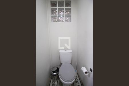 Lavabo de casa à venda com 4 quartos, 160m² em Pinheiros, São Paulo