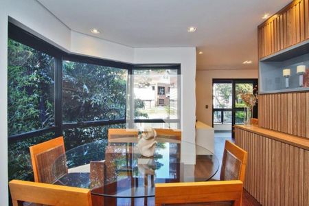 Apartamento à venda com 3 quartos, 138m² em Vila Sonia, São Paulo