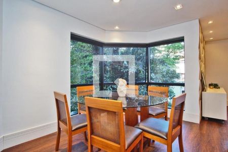 Apartamento à venda com 3 quartos, 138m² em Vila Sonia, São Paulo