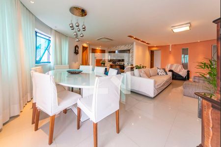 Sala de apartamento para alugar com 4 quartos, 209m² em Vila Bastos, Santo André