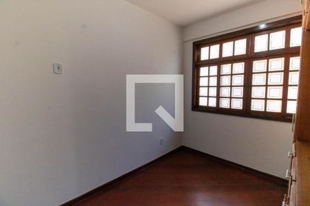 Quarto 1 de casa à venda com 5 quartos, 336m² em Camboinhas, Niterói