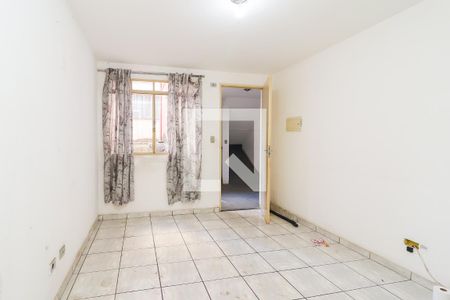 Sala de apartamento para alugar com 2 quartos, 42m² em Parque Santa Rita, São Paulo