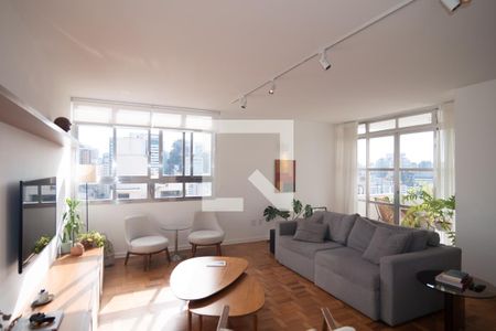 Sala de apartamento à venda com 3 quartos, 220m² em Morro dos Ingleses, São Paulo