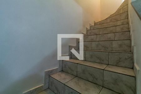 Escada de casa à venda com 2 quartos, 143m² em Santa Terezinha, São Bernardo do Campo