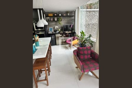 Casa à venda com 5 quartos, 235m² em Tijuca, Rio de Janeiro
