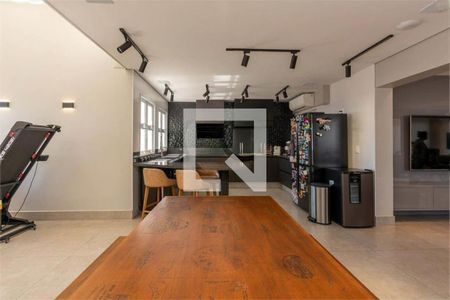 Apartamento à venda com 4 quartos, 240m² em Vila Gomes Cardim, São Paulo