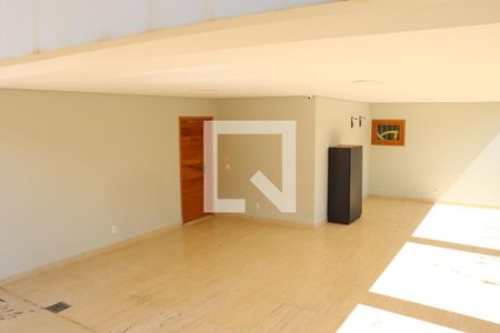 Casa de Condomínio para alugar com 3 quartos, 864m² em Jardim Santana, Cotia