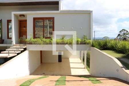 Casa de Condomínio para alugar com 3 quartos, 864m² em Jardim Santana, Cotia
