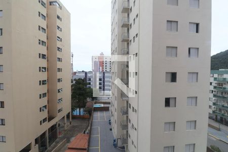 Vista de apartamento para alugar com 2 quartos, 59m² em Vila Julia, Guarujá