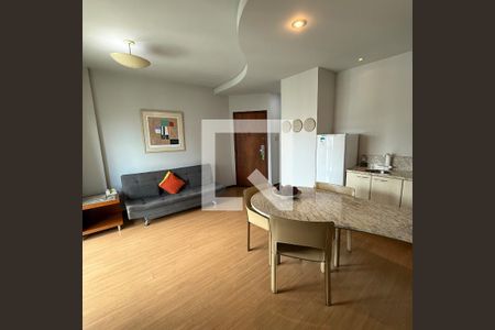 Apartamento para alugar com 1 quarto, 60m² em Funcionários, Belo Horizonte