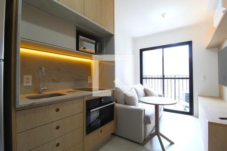 Sala/Cozinha de apartamento para alugar com 1 quarto, 27m² em Vila Olímpia, São Paulo