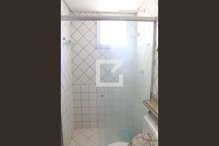 Banheiro de apartamento para alugar com 2 quartos, 70m² em Setor Leste Universitário, Goiânia