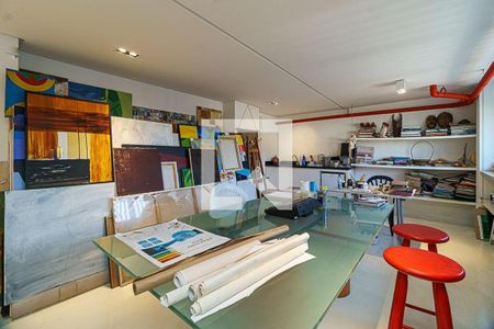 Casa à venda com 4 quartos, 900m² em Jardim Vitoria Regia (Zona Oeste), São Paulo