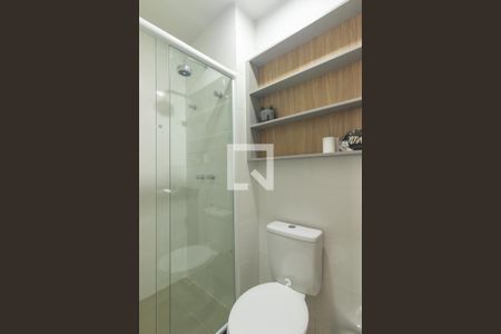 Banheiro da Suite de apartamento para alugar com 1 quarto, 28m² em Centro, Curitiba