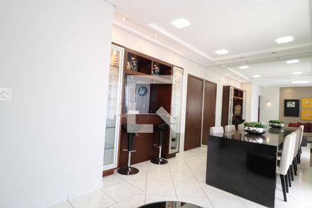 Sala de apartamento para alugar com 3 quartos, 120m² em Santa Mônica, Uberlândia