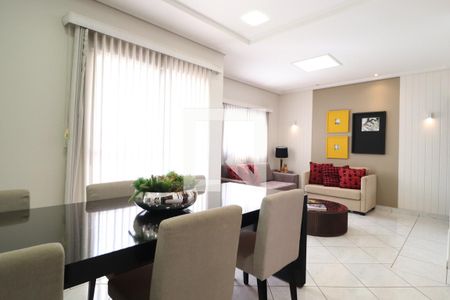 Sala de Jantar de apartamento para alugar com 3 quartos, 120m² em Santa Mônica, Uberlândia