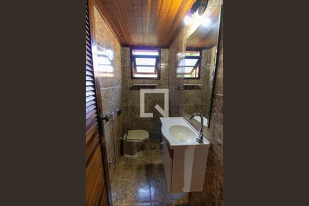 Lavabo de casa de condomínio para alugar com 3 quartos, 150m² em Itaipu, Niterói