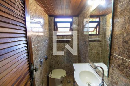 Lavabo de casa de condomínio para alugar com 3 quartos, 150m² em Itaipu, Niterói