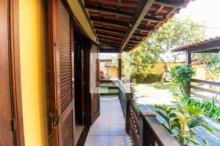 Varanda da sala de casa de condomínio para alugar com 3 quartos, 150m² em Itaipu, Niterói