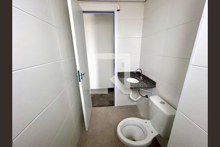 Apartamento à venda com 64m², 2 quartos e 2 vagasBanheiro da Suíte