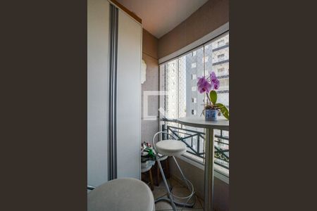 Sala de apartamento à venda com 2 quartos, 54m² em Vila Leopoldina, Santo André