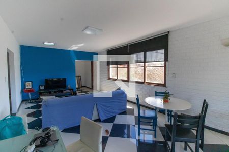 Sala de apartamento para alugar com 2 quartos, 120m² em Piratininga, Niterói