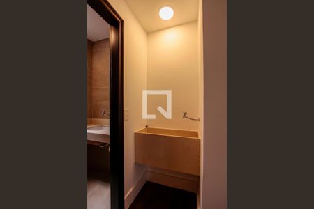 Lavabo de casa de condomínio à venda com 6 quartos, 750m² em Barra da Tijuca, Rio de Janeiro