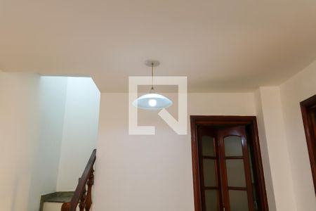 Sala de casa de condomínio à venda com 3 quartos, 150m² em Cachambi, Rio de Janeiro