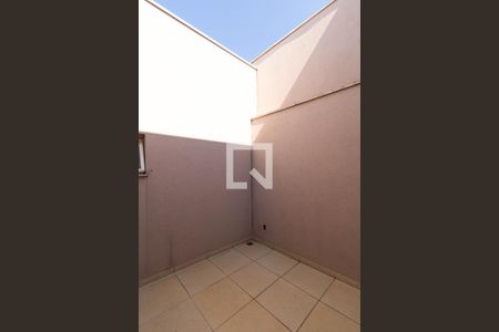 Jardim de Inverno de casa à venda com 3 quartos, 160m² em Jardim New York, Campinas