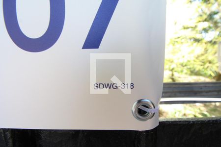 Placa de casa para alugar com 4 quartos, 630m² em Chácaras São José, São José dos Campos