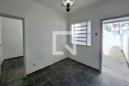 Sala de casa à venda com 2 quartos, 60m² em Santa Rosa, Niterói