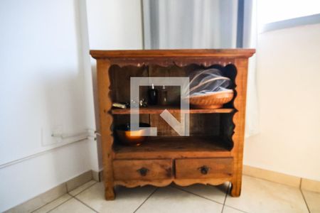 Detalhe Sala de apartamento para alugar com 1 quarto, 63m² em Aviação, Praia Grande