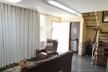 Sala de casa de condomínio à venda com 4 quartos, 129m² em Taquara, Rio de Janeiro