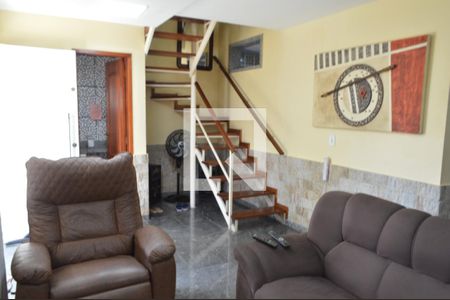 Sala de casa de condomínio à venda com 4 quartos, 129m² em Taquara, Rio de Janeiro