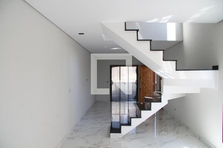 Sala de casa à venda com 3 quartos, 169m² em Jardim Santa Mena, Guarulhos