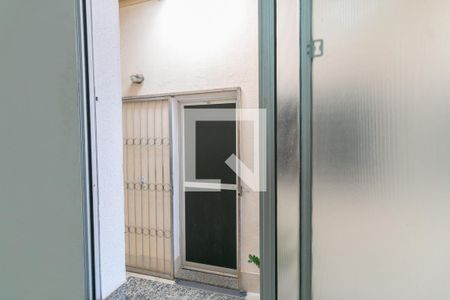 Apartamento para alugar com 2 quartos, 50m² em Floramar, Belo Horizonte