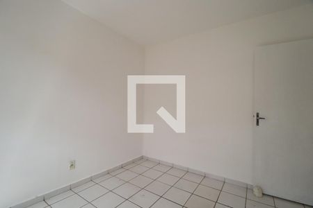 Quarto 1 de apartamento para alugar com 2 quartos, 47m² em Mansour, Uberlândia