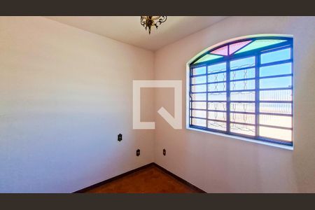 Quarto 2 de casa para alugar com 3 quartos, 285m² em Pedro Ii, Belo Horizonte