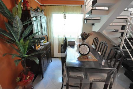 Sala de casa à venda com 3 quartos, 200m² em Vila Constança, São Paulo