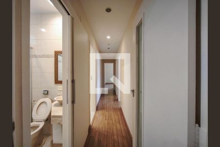 Corredor de apartamento à venda com 3 quartos, 140m² em Tijuca, Rio de Janeiro