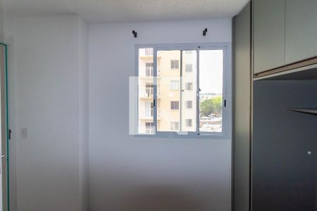 Quarto 1 de apartamento para alugar com 2 quartos, 32m² em Parque Sao Rafael, São Paulo