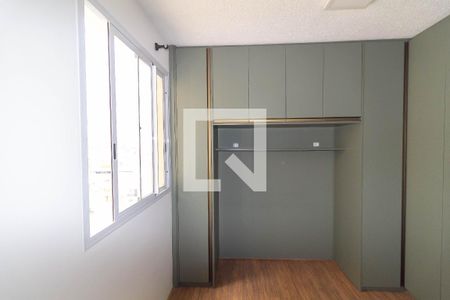 Quarto 1 de apartamento para alugar com 2 quartos, 32m² em Parque Sao Rafael, São Paulo